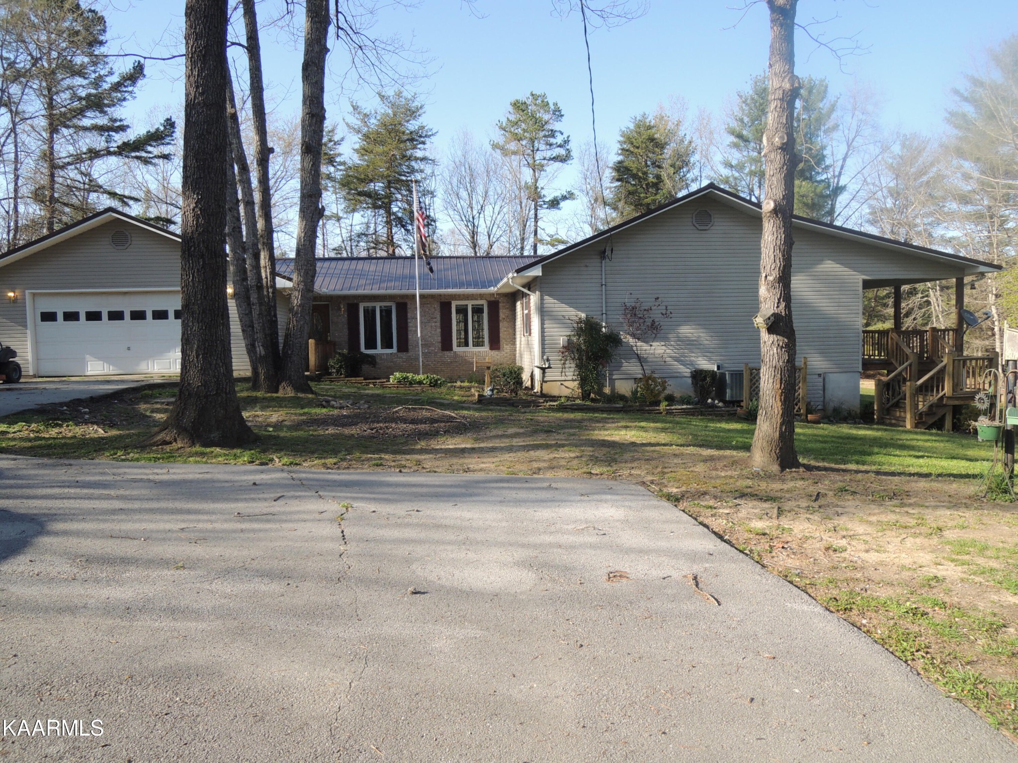 1207 Sheppard Road Jamestown, TN 38556 - Photo 6 of 24 Gallery Image 6