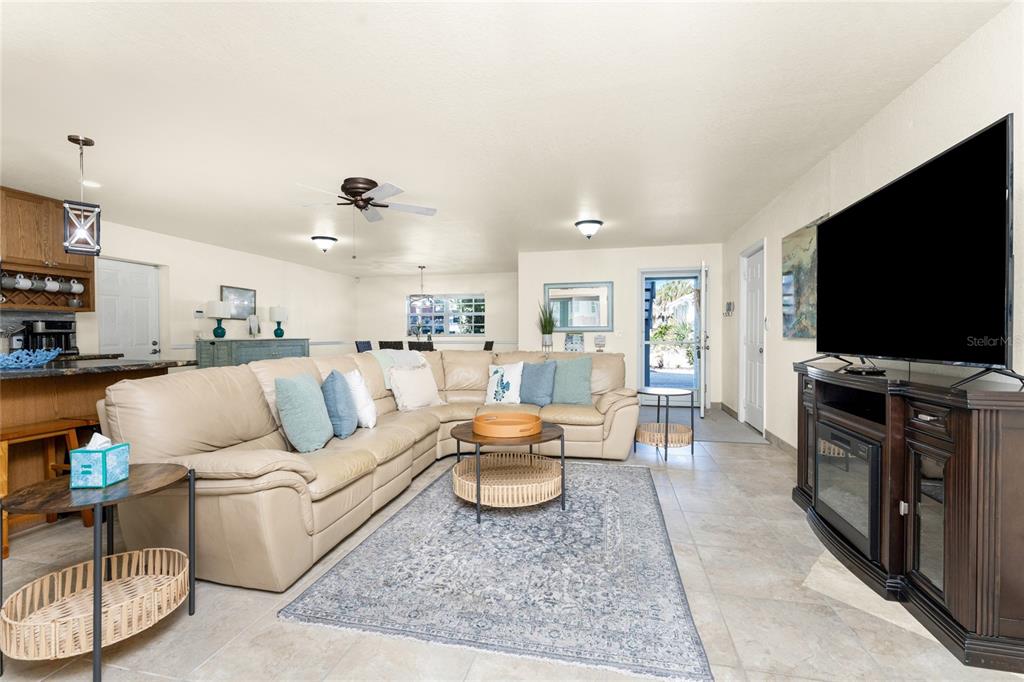 4151 North Beach Road Englewood, FL 34223 - Photo 36 of 71 Gallery Image 36