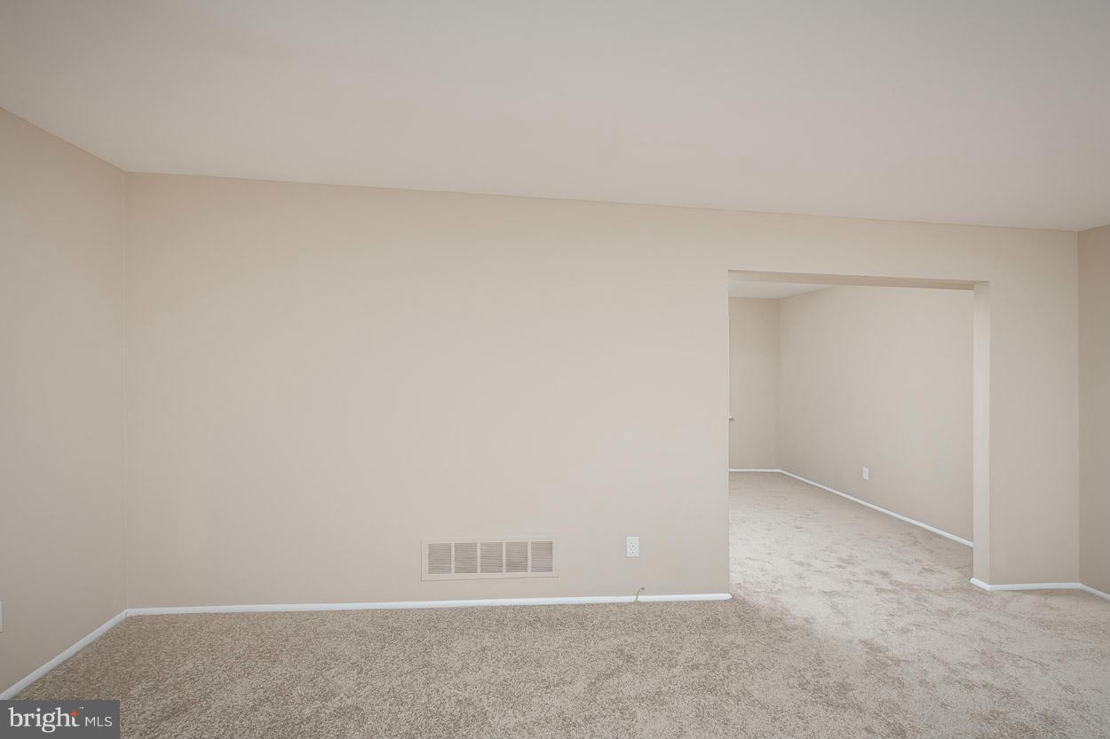 301 Garnett Road Joppa, MD 21085 - Photo 12 of 30 Interior (General)