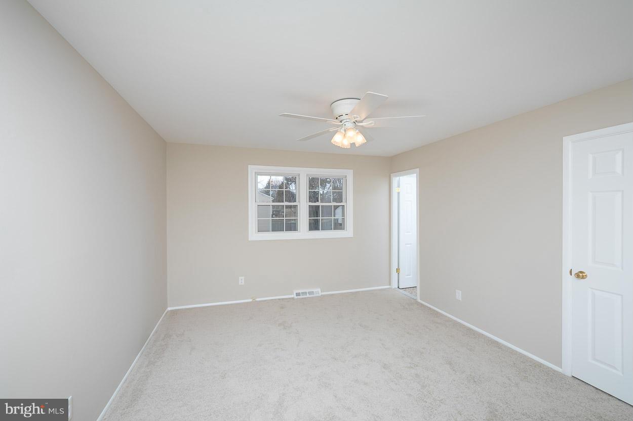 301 Garnett Road Joppa, MD 21085 - Photo 17 of 30 Bedroom (Master)