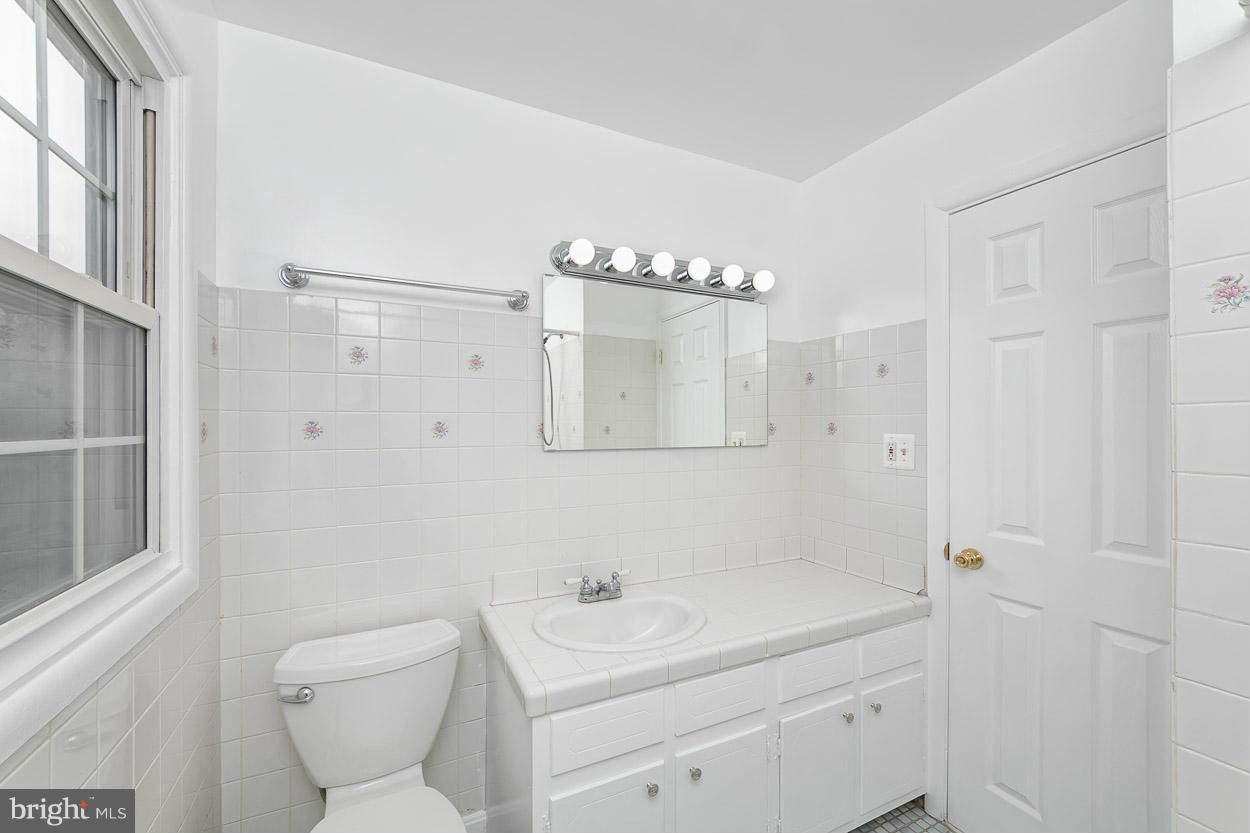 301 Garnett Road Joppa, MD 21085 - Photo 25 of 30 Bath