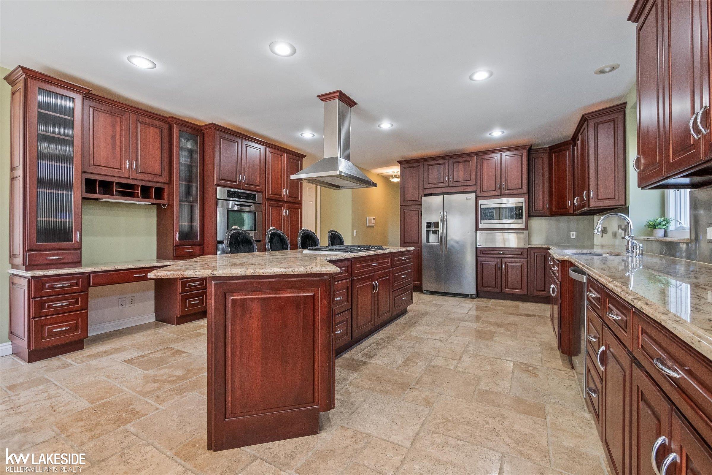 6120 Evanswood Road Troy, MI 48085 - Photo 17 of 63