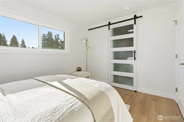 $3,800 | 7475 Northeast 146th Street, Kenmore, WA 98028