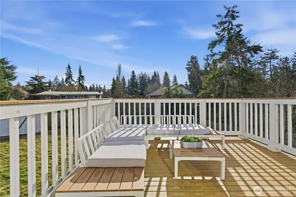 $3,800 | 7475 Northeast 146th Street, Kenmore, WA 98028