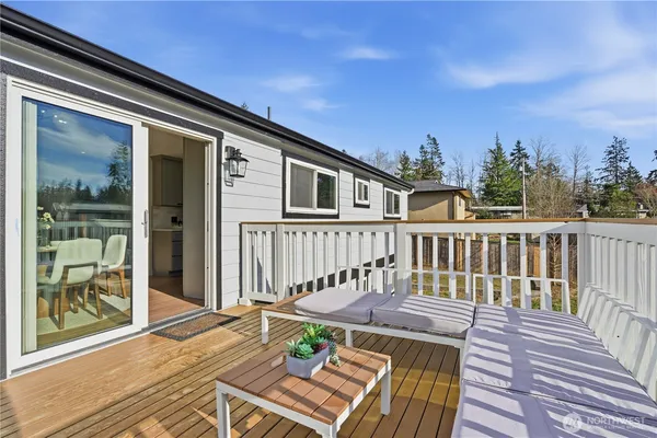 $3,800 | 7475 Northeast 146th Street, Kenmore, WA 98028