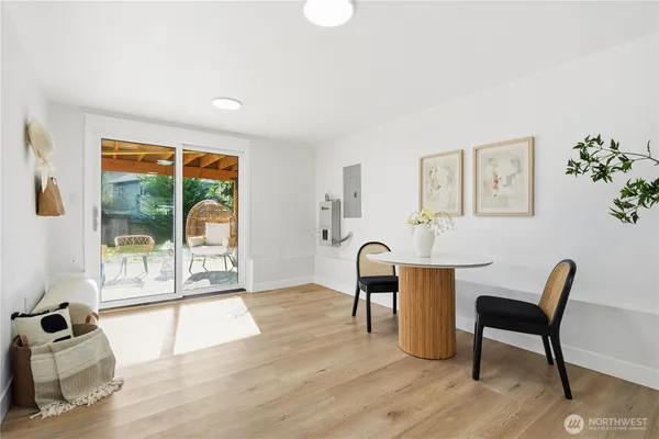 $3,800 | 7475 Northeast 146th Street, Kenmore, WA 98028