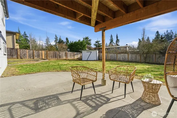 $3,800 | 7475 Northeast 146th Street, Kenmore, WA 98028