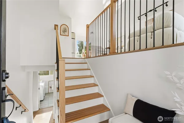 $3,800 | 7475 Northeast 146th Street, Kenmore, WA 98028