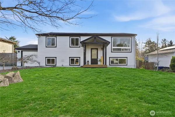 $3,800 | 7475 Northeast 146th Street, Kenmore, WA 98028