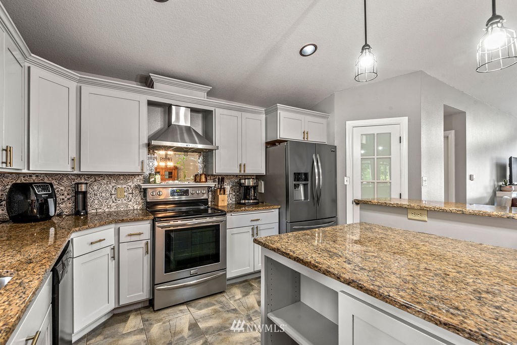 425 Modrow Road Kalama, WA 98625 - Photo 8 of 31 Gallery Image 8
