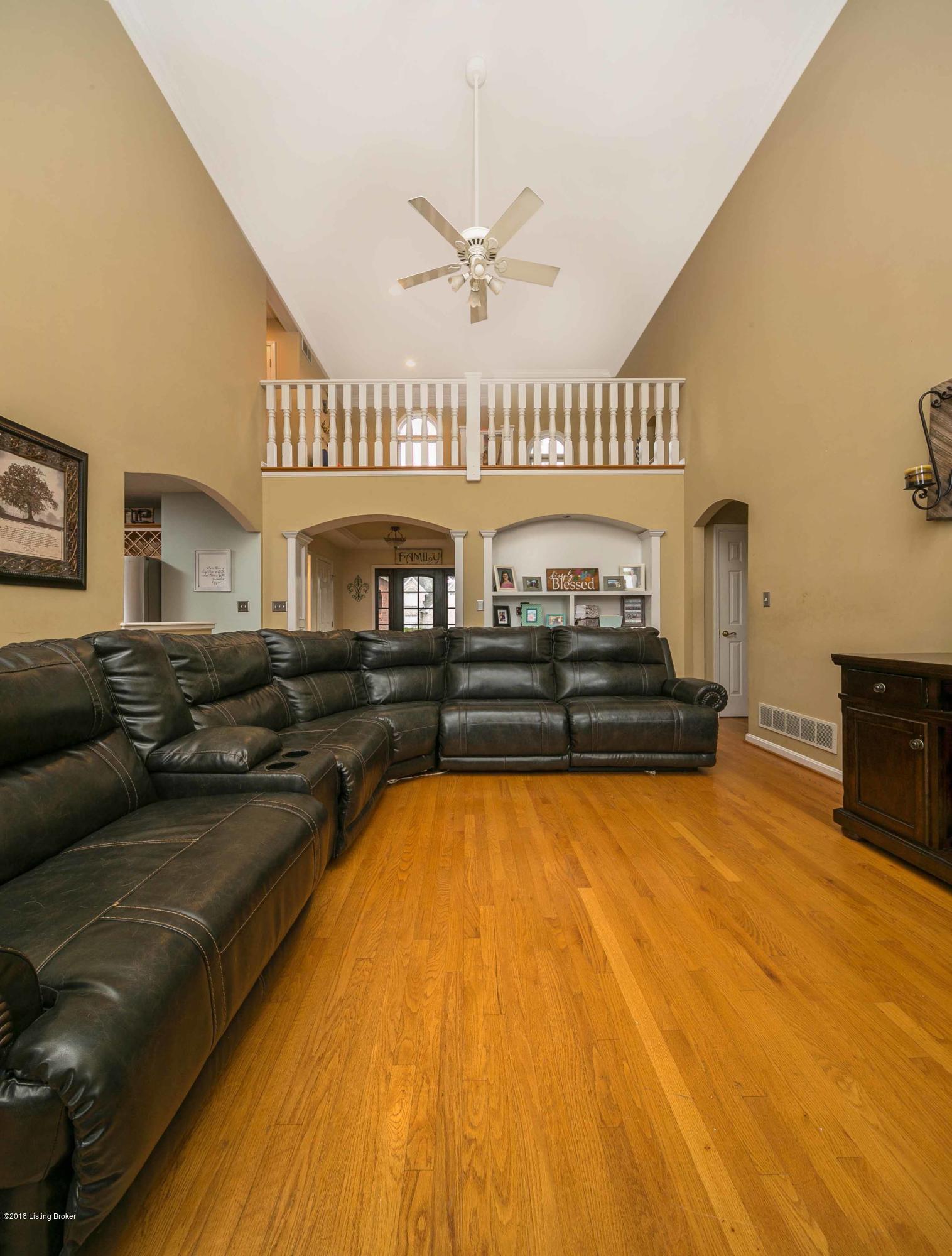 1912 Grand Ridge Road Louisville, KY 40214 - Photo 16 of 58 15
