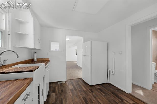 1007 Sunset Road Colorado Springs, CO 80909 - Photo 4 of 20 Gallery Image 4