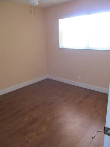 $105,000 | 8390 Lagos De Campo Boulevard, Unit 304, Tamarac, FL 33321