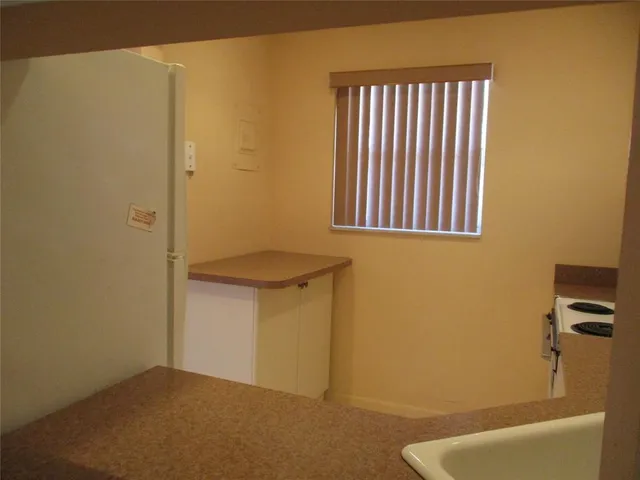 $105,000 | 8390 Lagos De Campo Boulevard, Unit 304, Tamarac, FL 33321