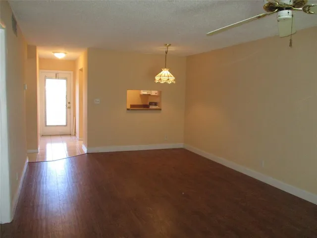 $105,000 | 8390 Lagos De Campo Boulevard, Unit 304, Tamarac, FL 33321