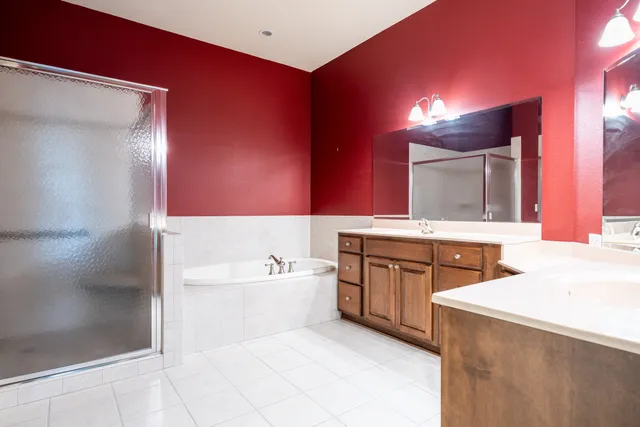 $410,000 | 19075 Thomson Drive, Unit 304, Brookfield, WI 53045