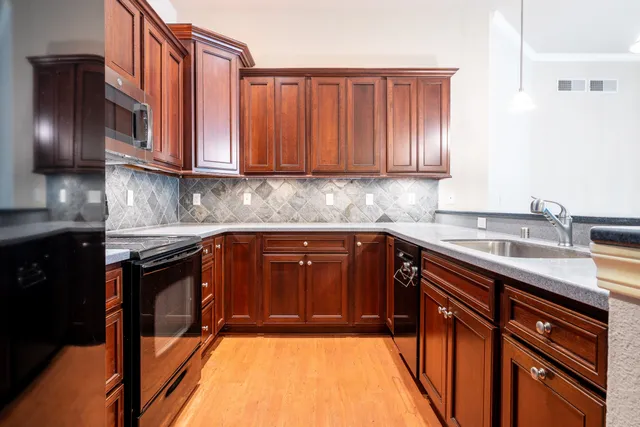 $410,000 | 19075 Thomson Drive, Unit 304, Brookfield, WI 53045