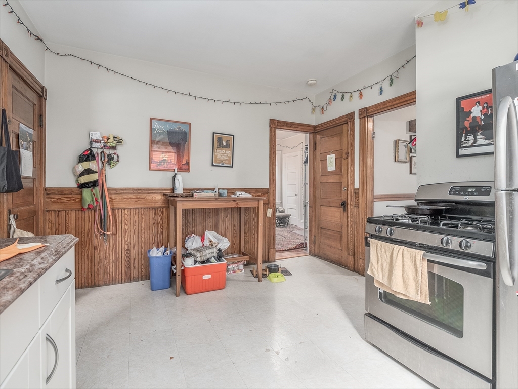 81 Bristol Road, Unit 1 Medford, MA 02155 - Photo 6 of 35