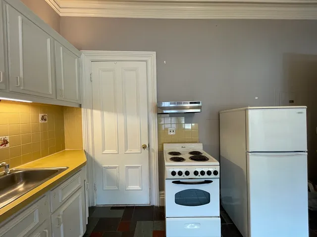 $2,000 | 365 Beacon Street, Unit 3B, Boston, MA 02116