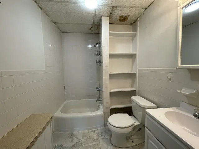 $2,000 | 365 Beacon Street, Unit 3B, Boston, MA 02116