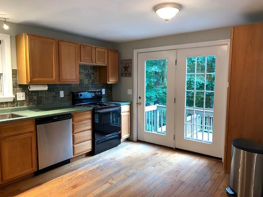 7 Ridgeway Circle North Waterboro, ME 04061 - Photo 2 of 20 Kitchen