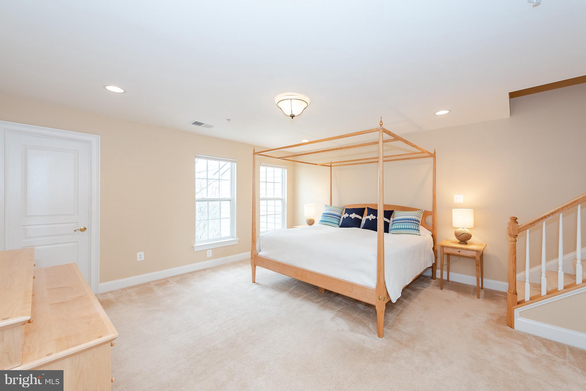 8042 Four Quarter Road Ellicott City, MD 21043 - Photo 23 of 48 Owners Bedroom