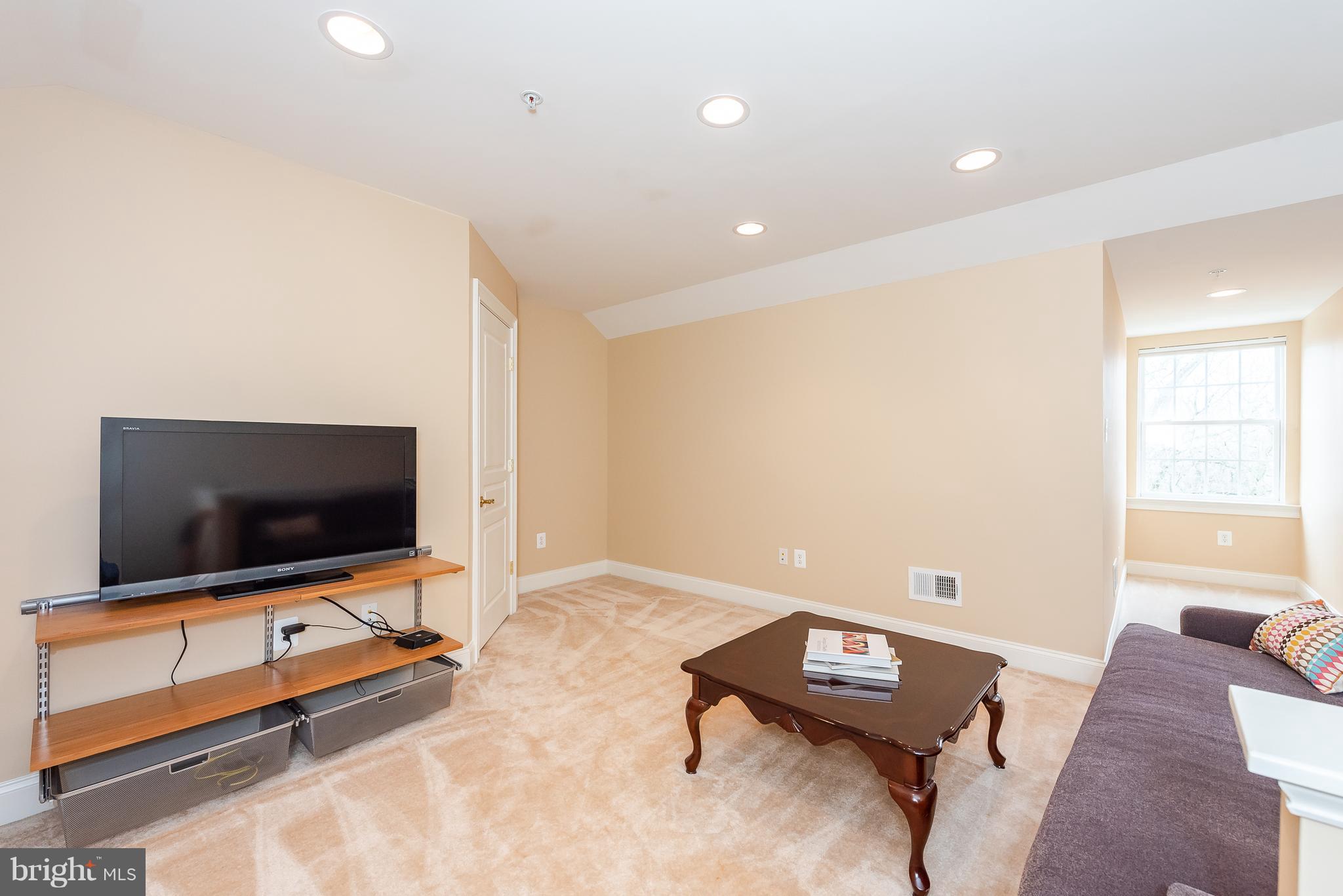 8042 Four Quarter Road Ellicott City, MD 21043 - Photo 35 of 48 Upper Level 2 Loft Area