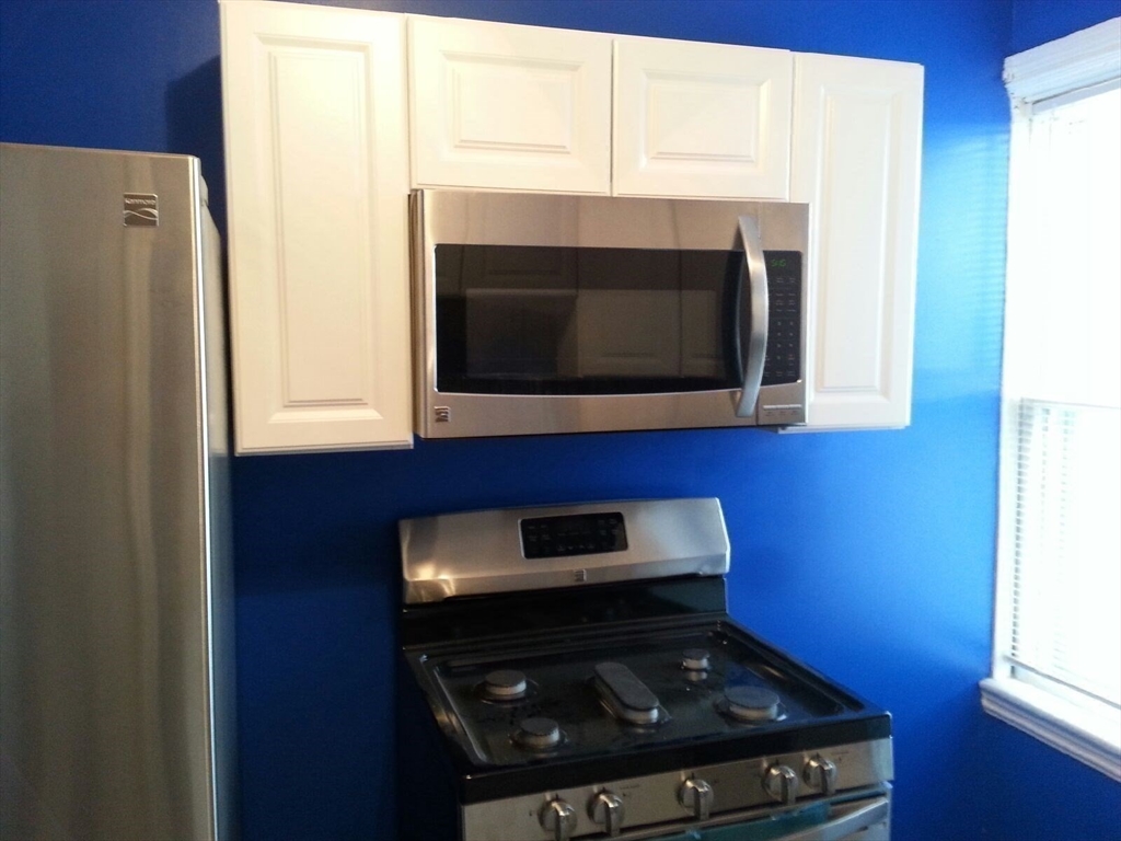 351 County Road Barrington, RI 02806 - Photo 33 of 42