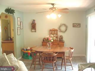 15 Hook Road Levittown, PA 19056 - Photo 3 of 6 Gallery Image 3