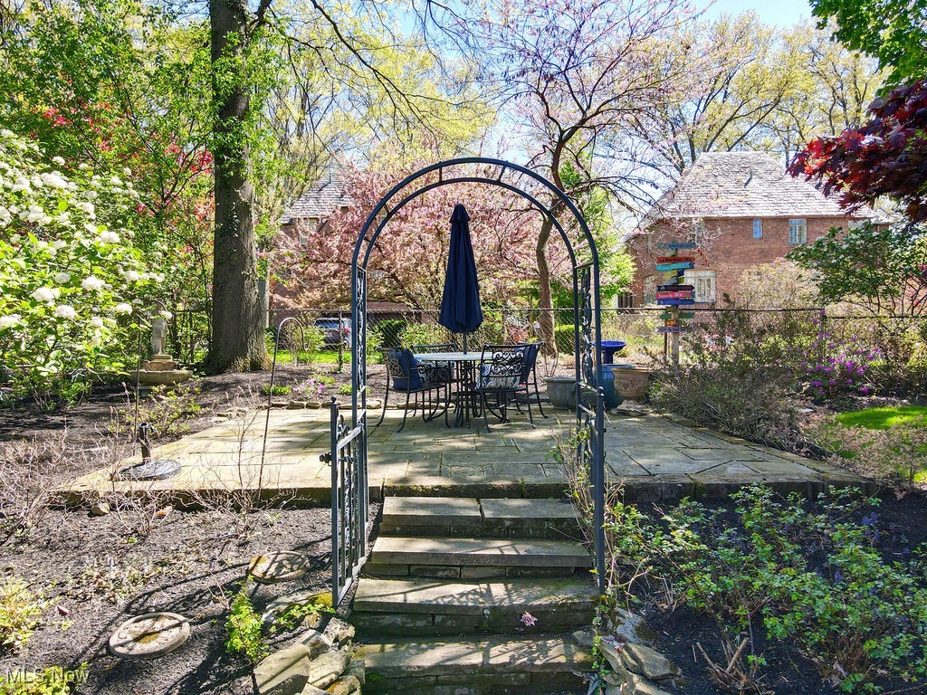 16300 Glynn Road Cleveland, OH 44112 - Photo 47 of 49