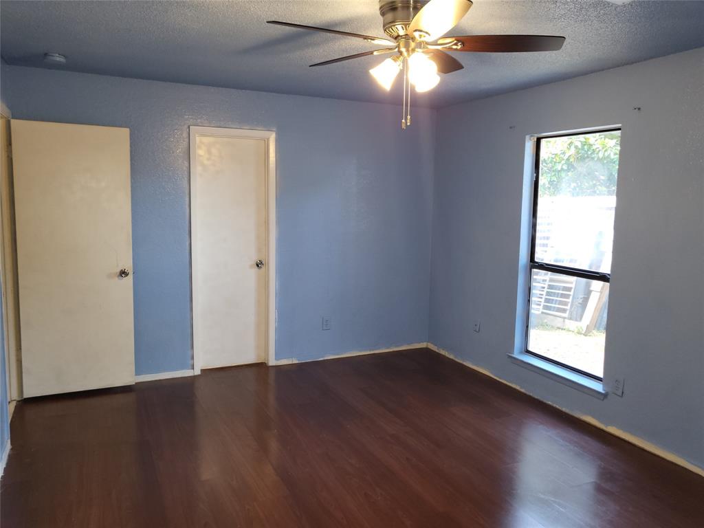 3320 Green Ridge Street Fort Worth, TX 76133 - Photo 12 of 24