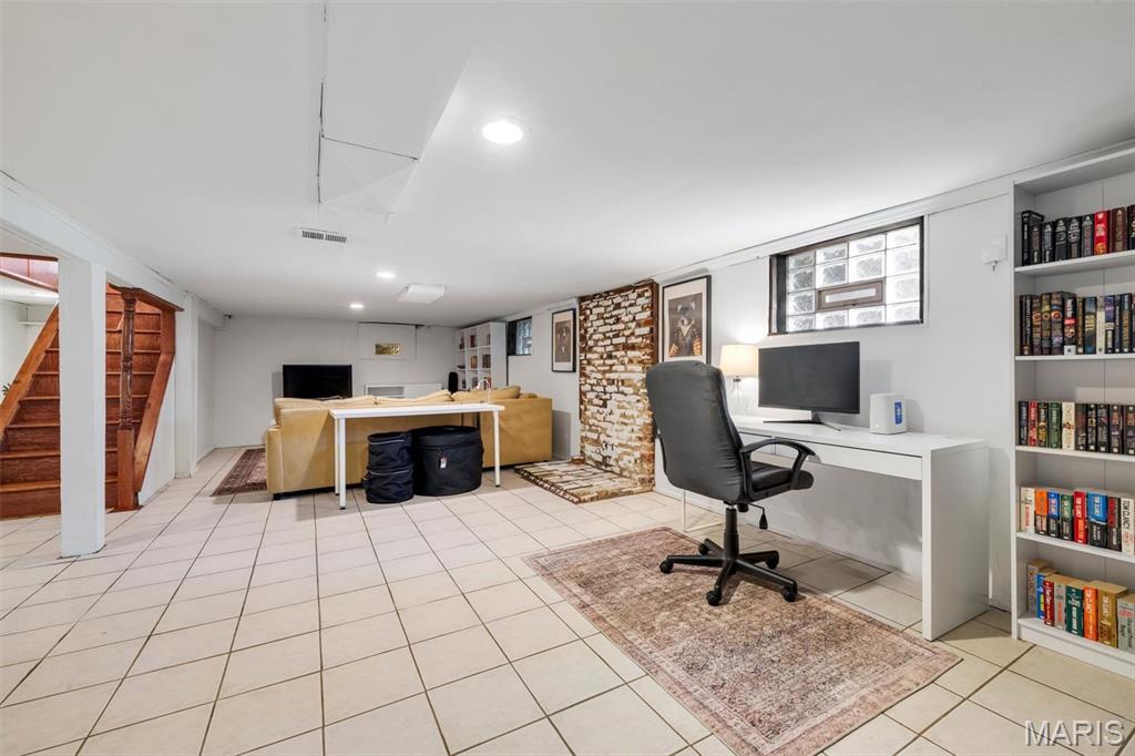 7012 South Rock Hill Road St. Louis, MO 63123 - Photo 45 of 54