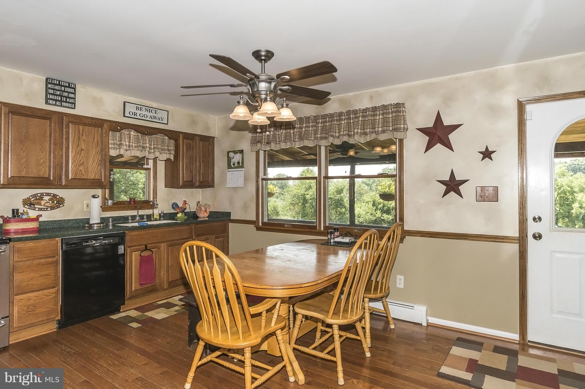 8438 Dogwood Road Baltimore, MD 21244 - Photo 6 of 30 Kitchen