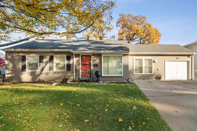 $375,000 | 36 Crestview Terrace, Buffalo Grove, IL 60089