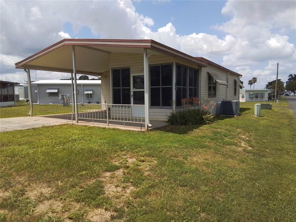 915 Mark Road Leesburg, FL 34748 - Photo 3 of 17 Gallery Image 3