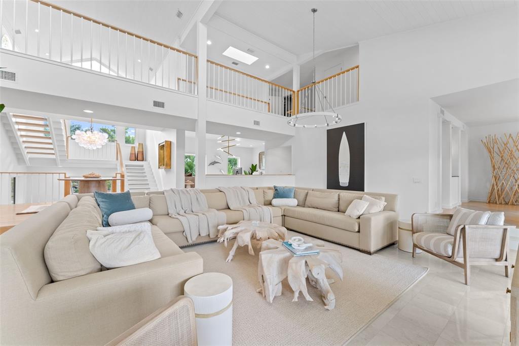 991 Longboat Club Road Longboat Key, FL 34228 - Photo 16 of 55 Gallery Image 16