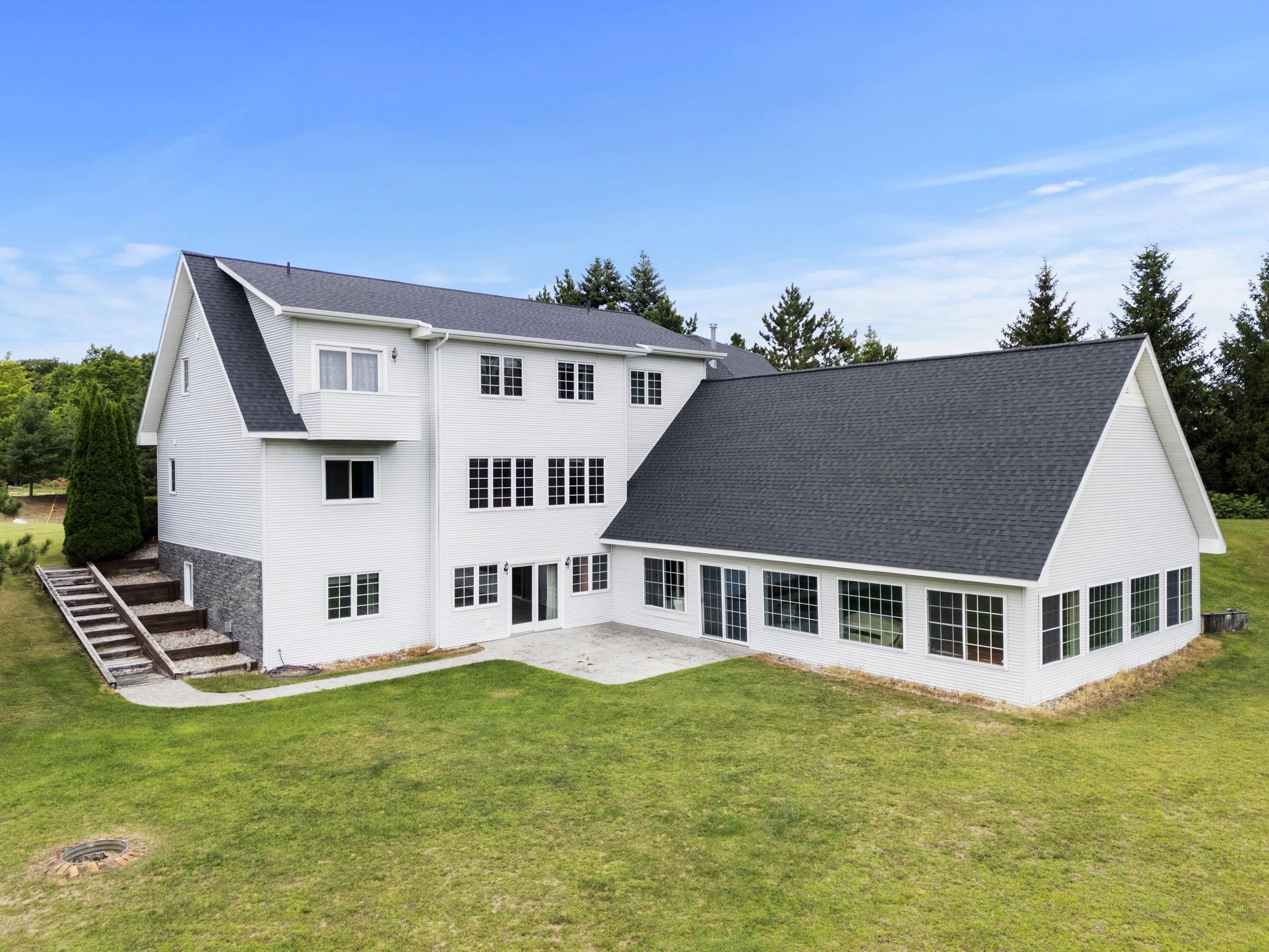 1045 South Three Mile Road Traverse City, MI 49696 - Photo 3 of 43 Gallery Image 3
