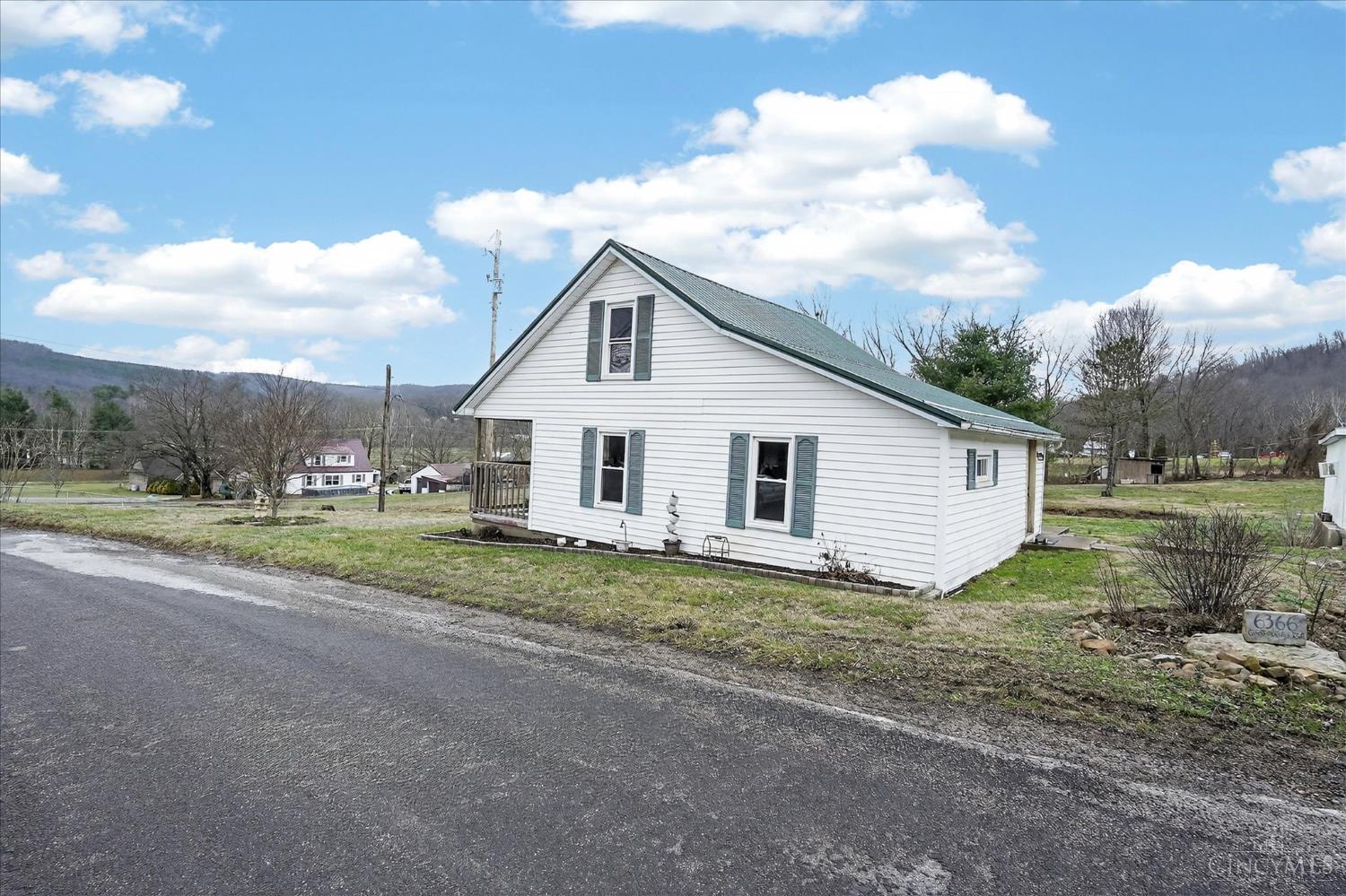 6366 Green Ridge Road Peebles, OH 45660 - Photo 2 of 45
