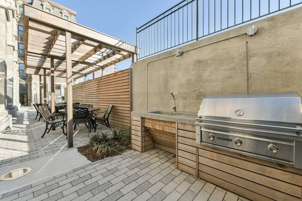 140 Shawmut Avenue, Unit 3B Boston, MA 02118 - Photo 11 of 15