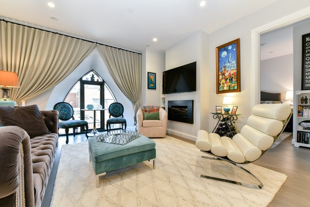 140 Shawmut Avenue, Unit 3B Boston, MA 02118 - Photo 2 of 15