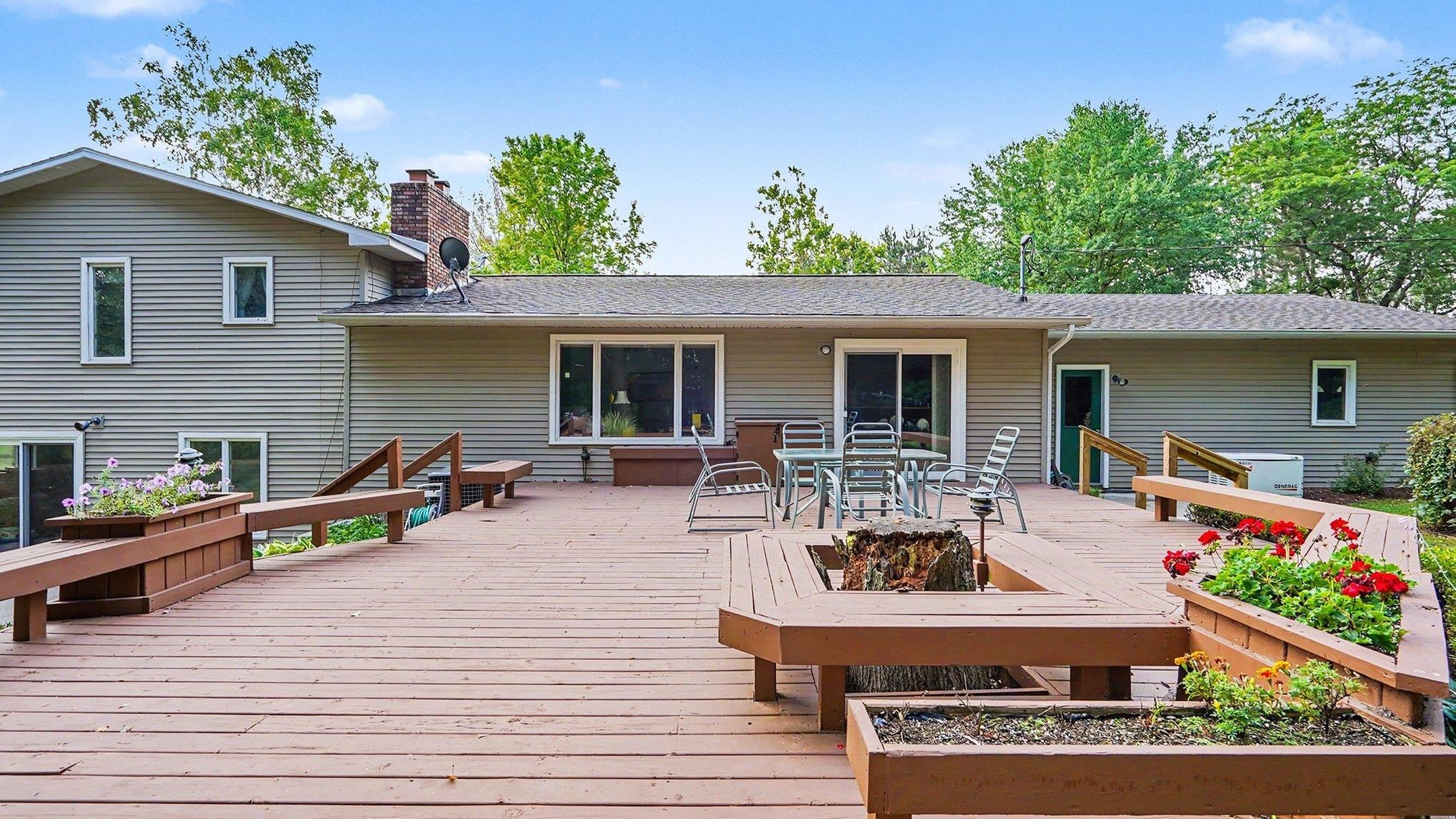 1492 West Blue Grass Road Mount Pleasant, MI 48858 - Photo 11 of 49 1950308-8d5b160c-2ff0-4bd5-b659-d03c6d601b8a.JPG