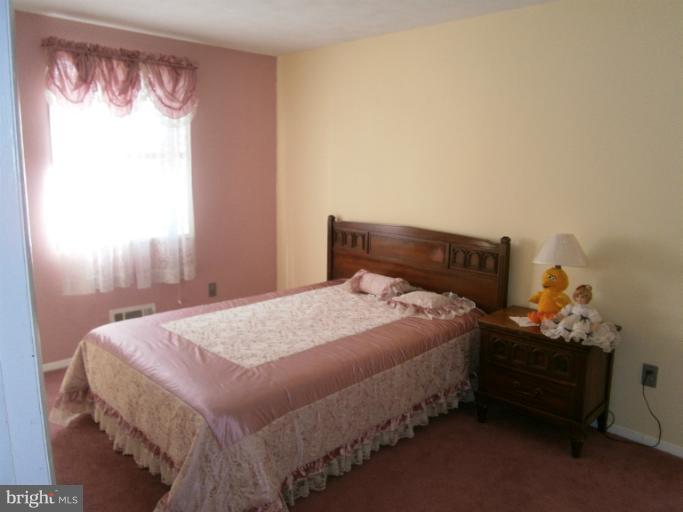 1106 Middleborough Road Essex, MD 21221 - Photo 11 of 19 Bedroom 2