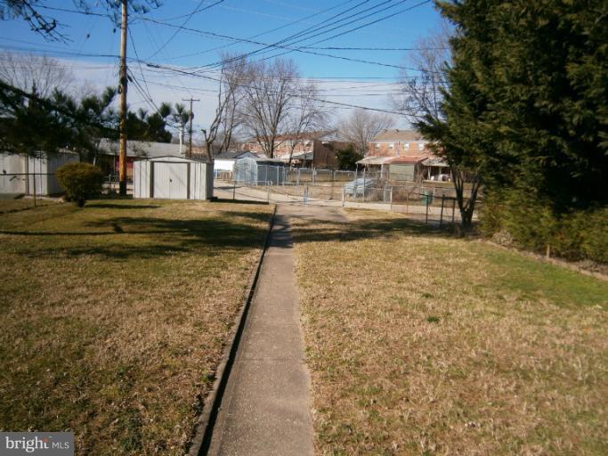1106 Middleborough Road Essex, MD 21221 - Photo 18 of 19 Backyard