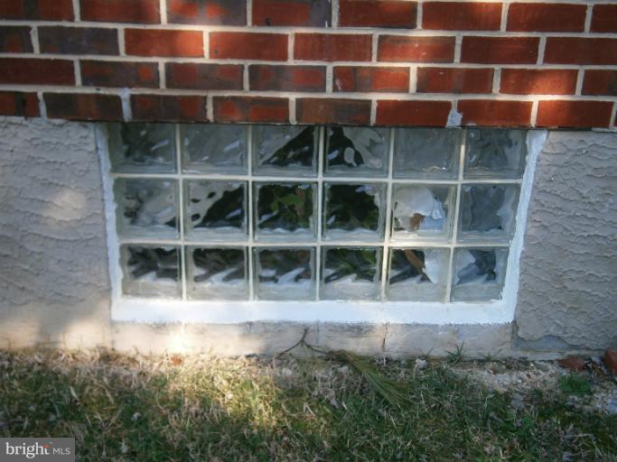 1106 Middleborough Road Essex, MD 21221 - Photo 19 of 19 New Glass Block Windows