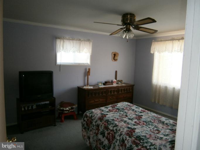 1106 Middleborough Road Essex, MD 21221 - Photo 10 of 19 Bedroom 1