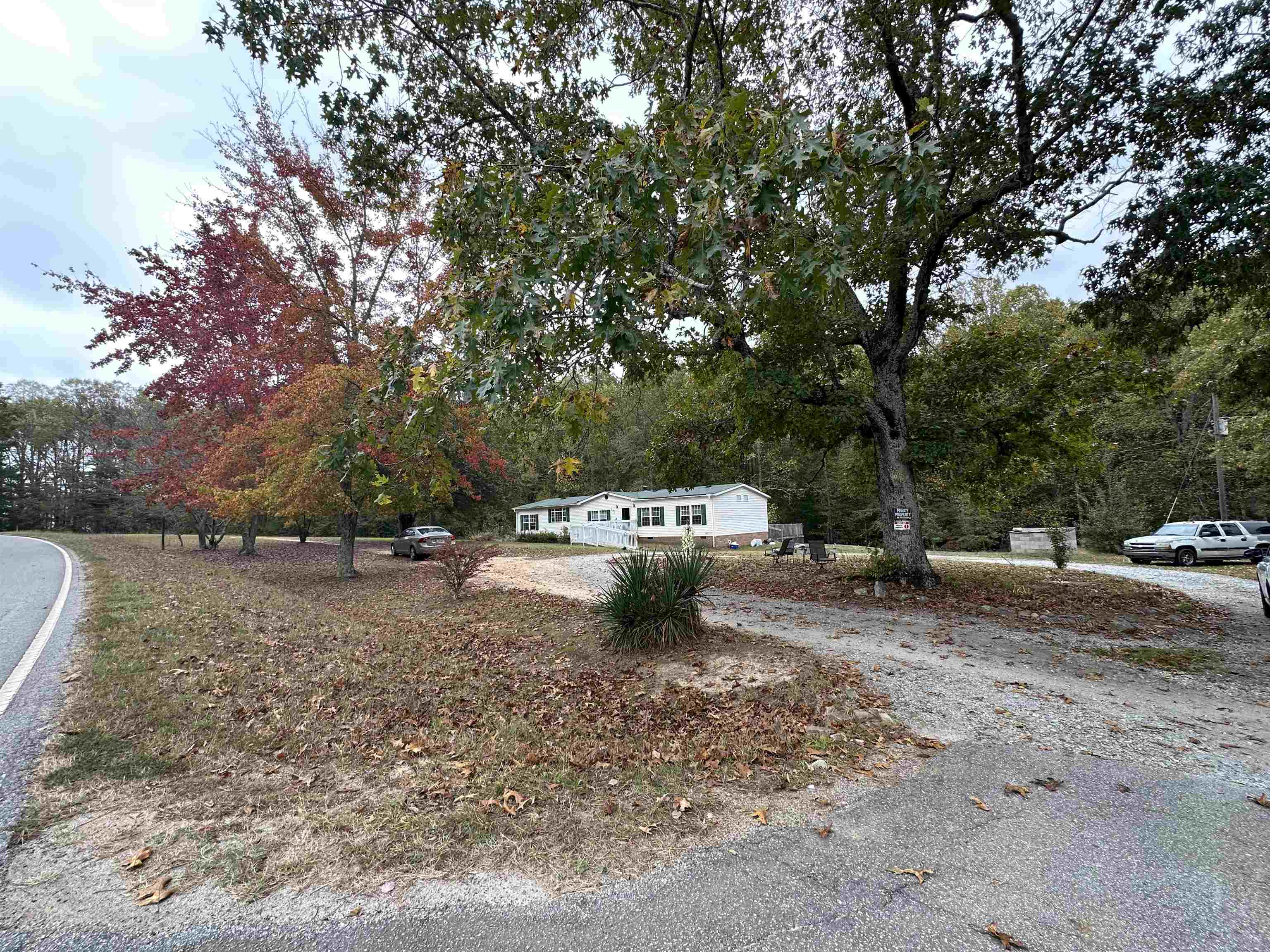 391 McSwain Road Chesnee, SC 29323 - Photo 3 of 22