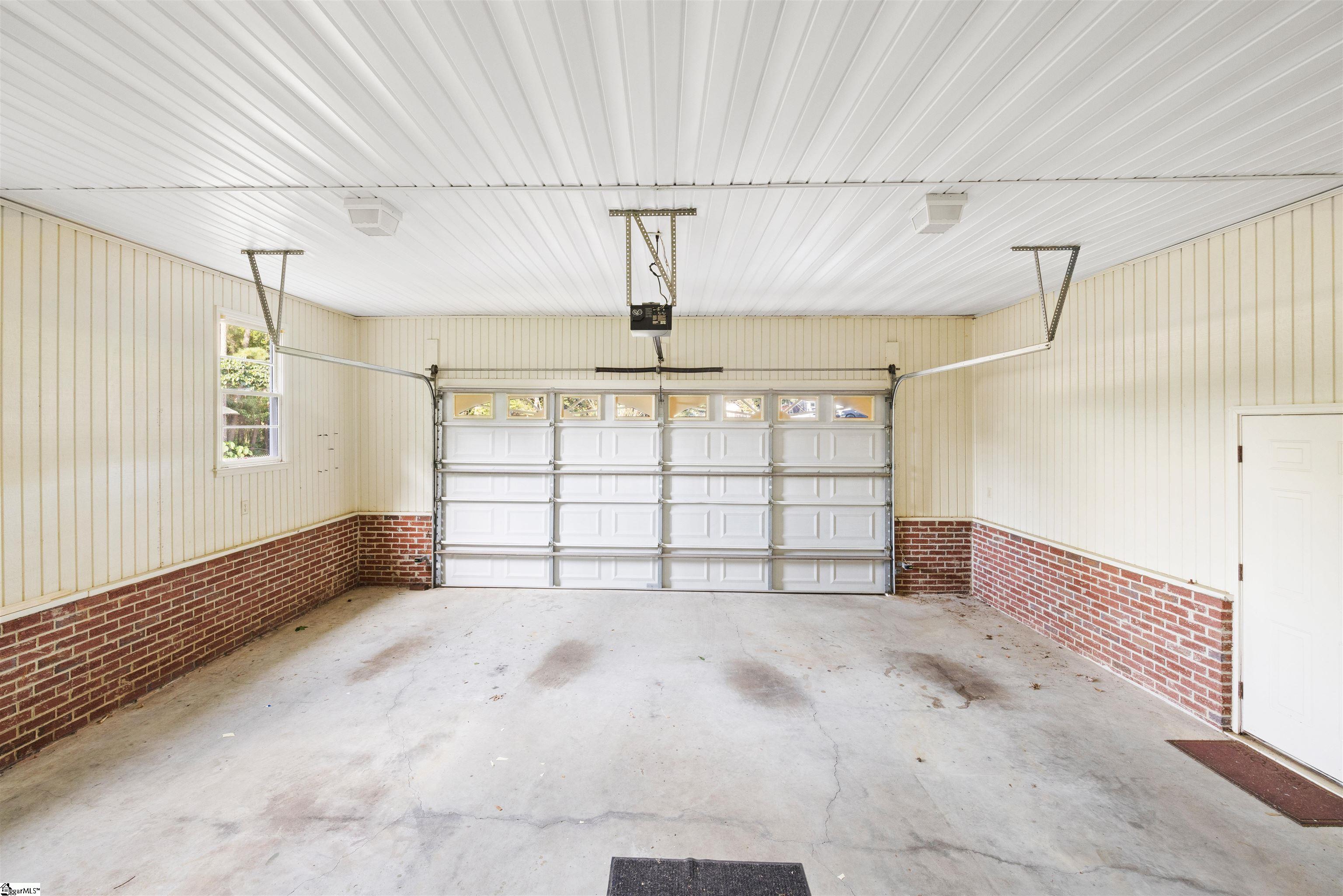 368 CCC Camp Road Greer, SC 29651 - Photo 20 of 41