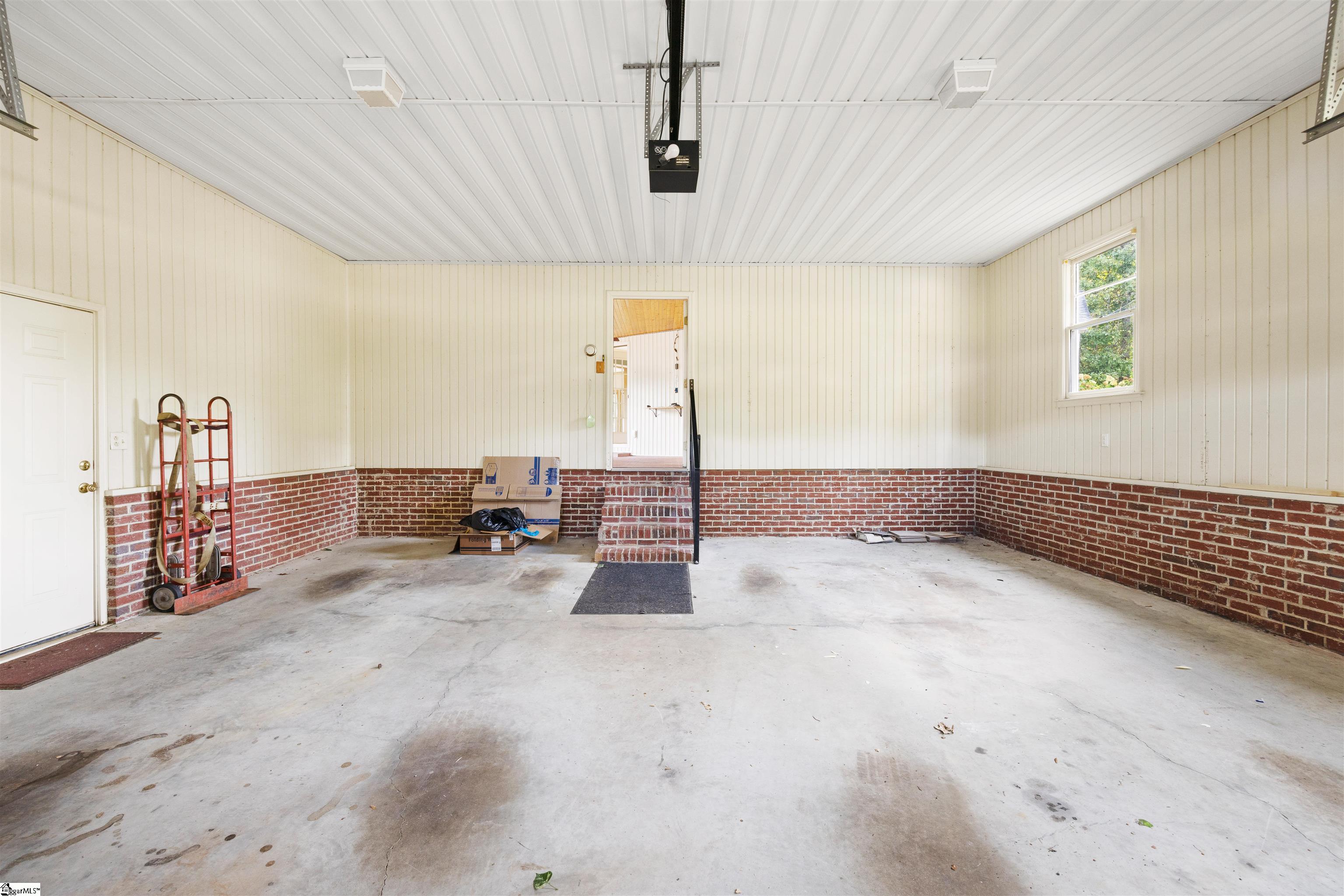 368 CCC Camp Road Greer, SC 29651 - Photo 21 of 41