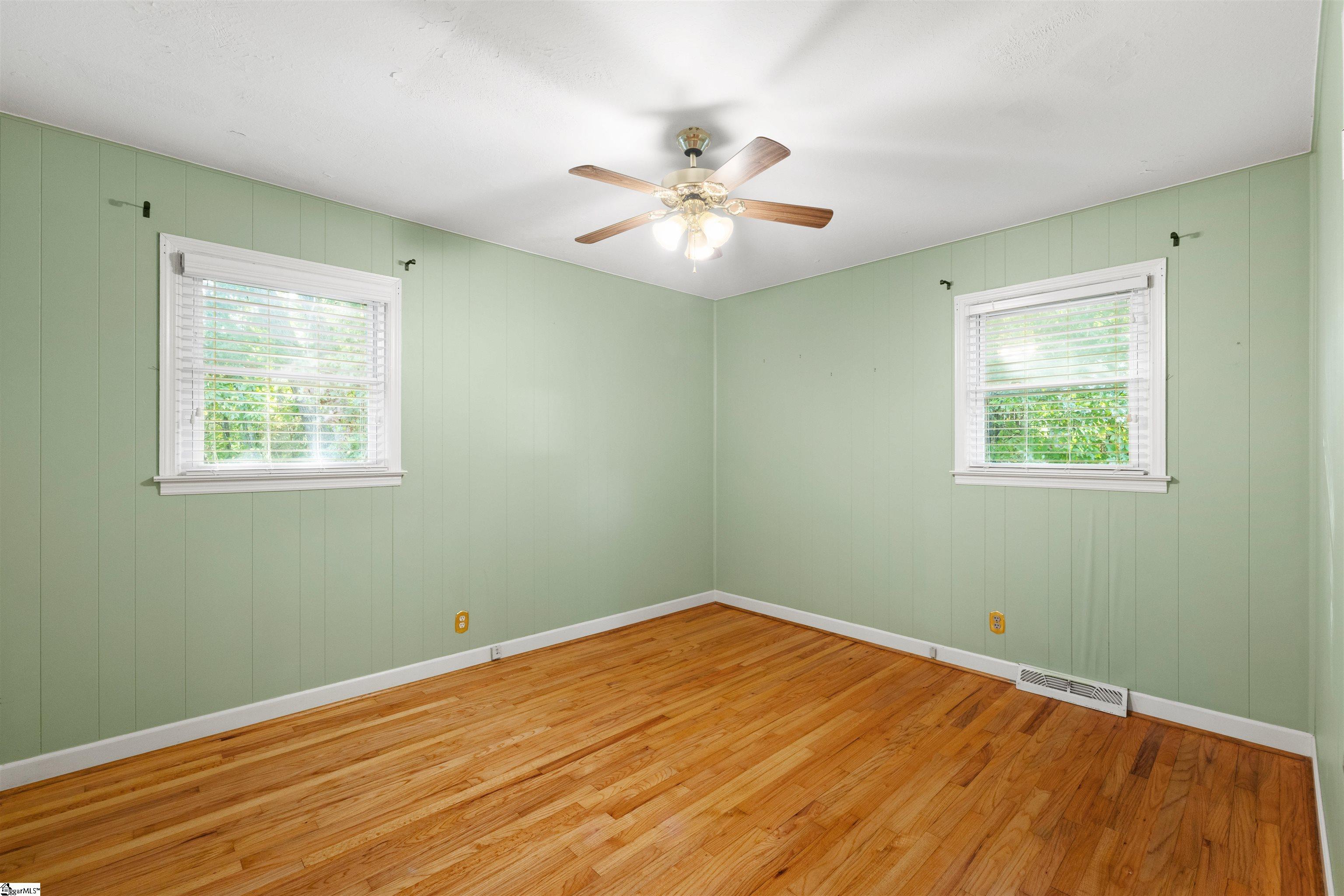 368 CCC Camp Road Greer, SC 29651 - Photo 8 of 41