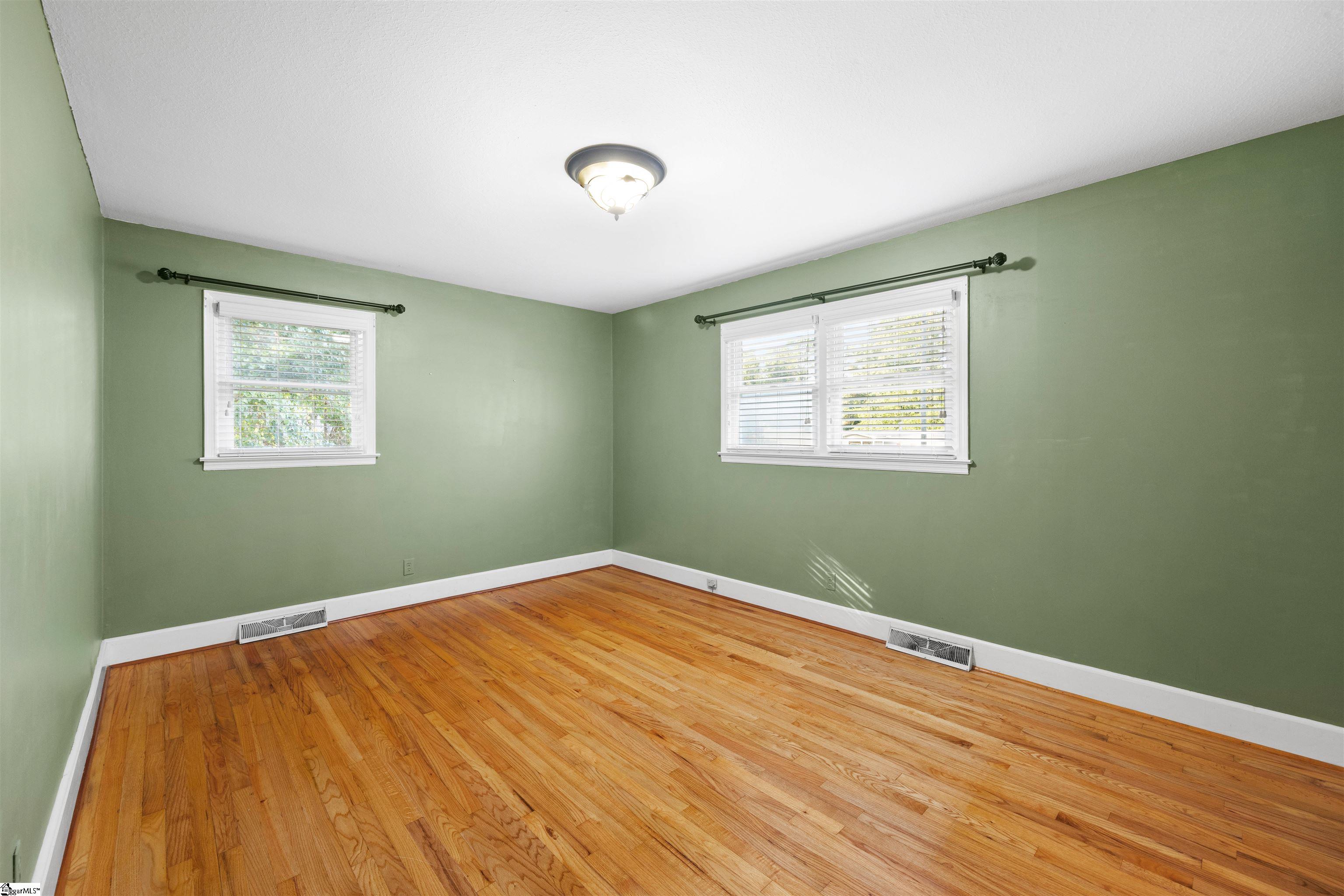 368 CCC Camp Road Greer, SC 29651 - Photo 10 of 41